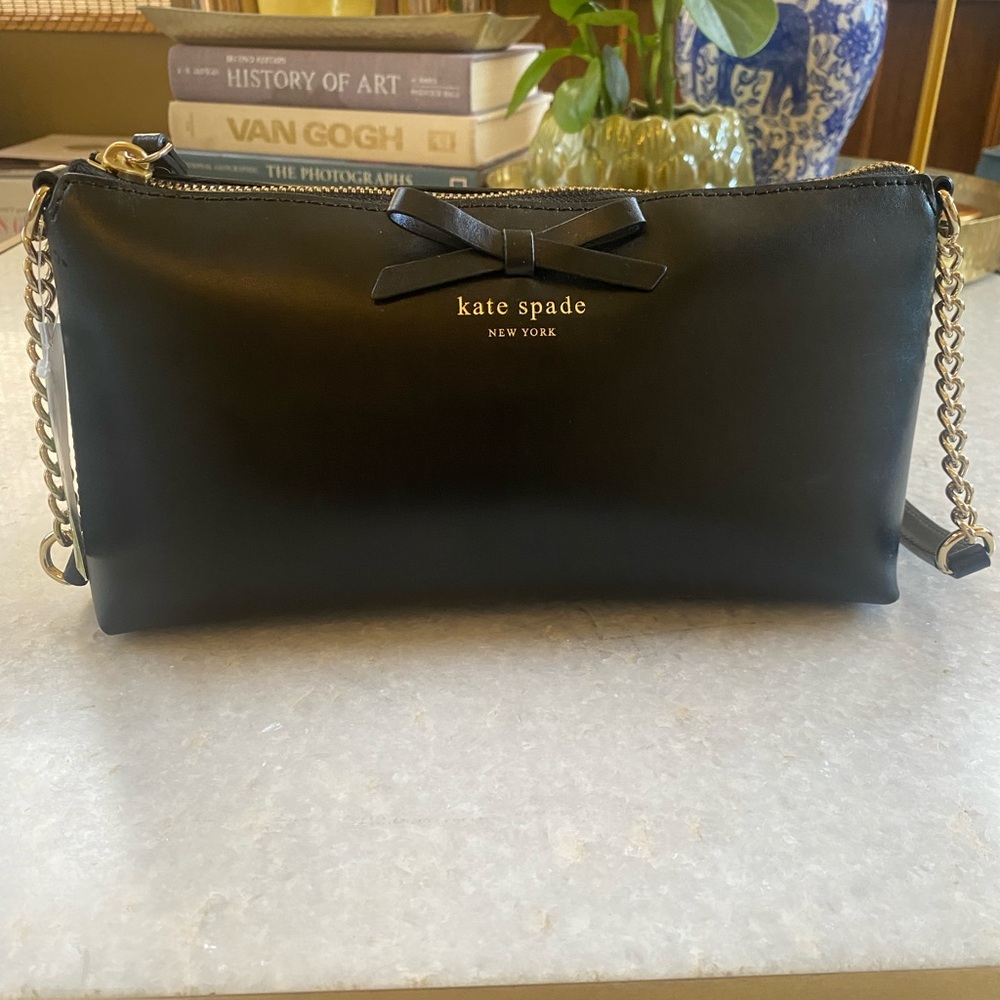 New with tags Kate Spade New York Purse-Black with Gold Chain Strap Crossbody